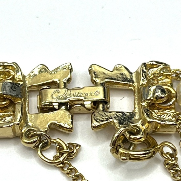 Vintage Bracelet Goldette NY Pearl & Gold Chain Bracelet Gold Tone safety clasp - Picture 6 of 12